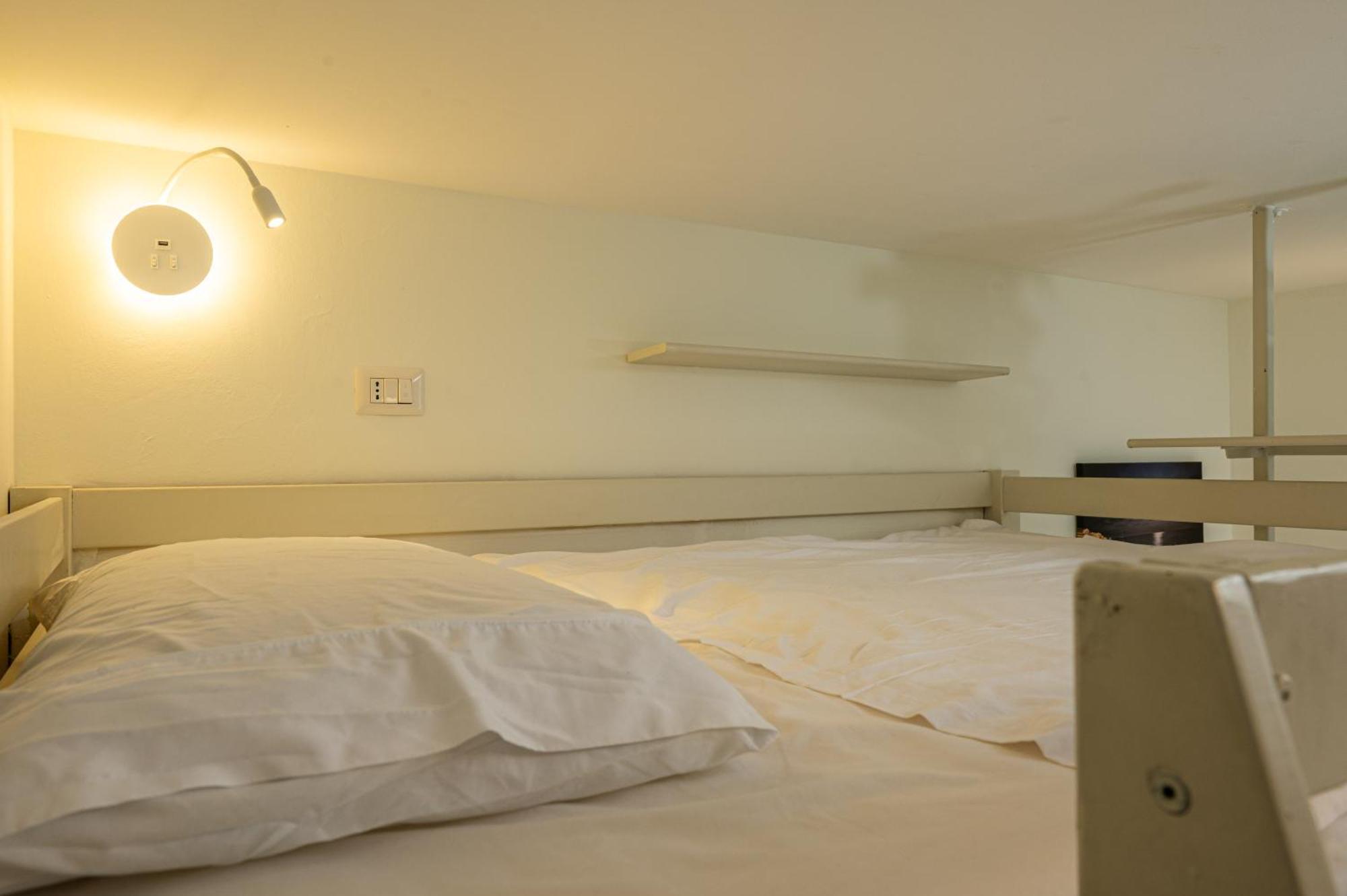 Incantevole Location Fronte Lago Sirmione Ngoại thất bức ảnh