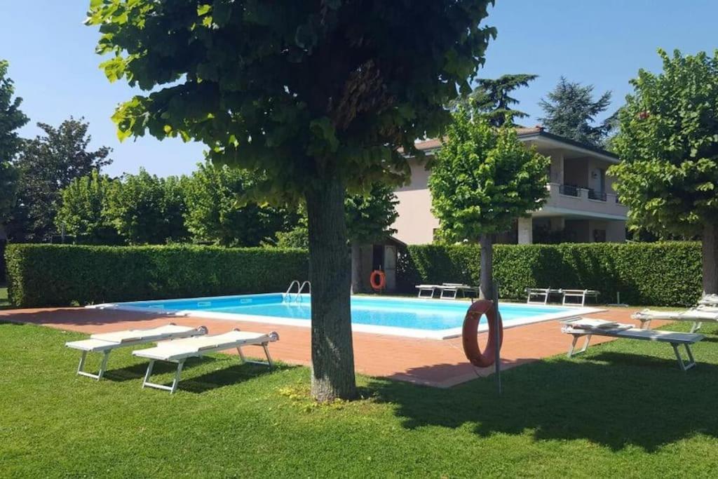 Incantevole Location Fronte Lago Sirmione Ngoại thất bức ảnh