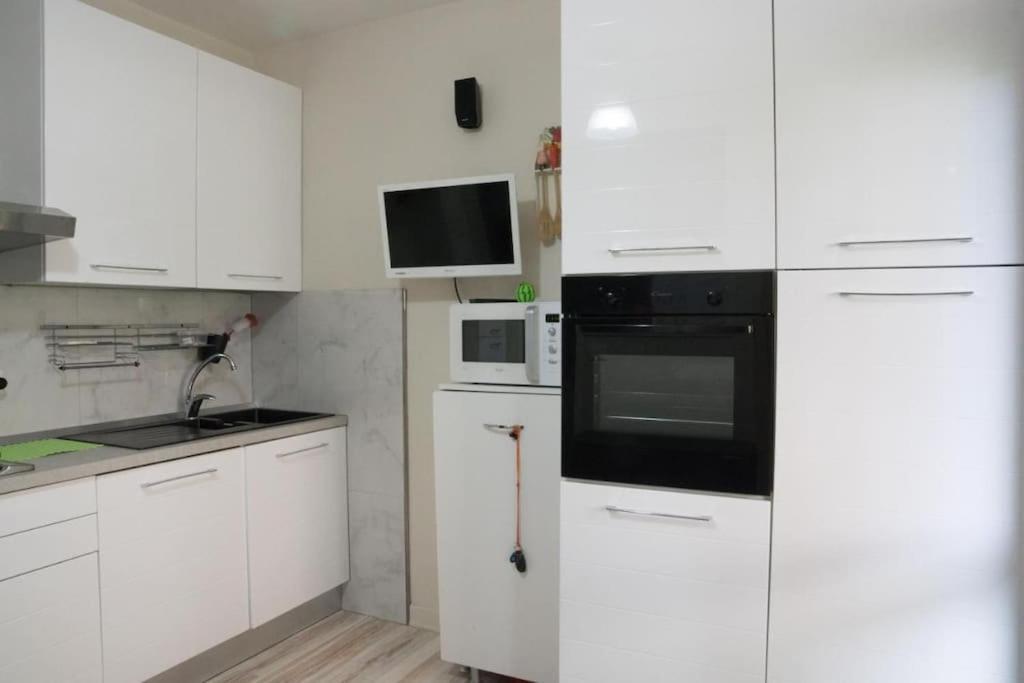 Incantevole Location Fronte Lago Sirmione Ngoại thất bức ảnh